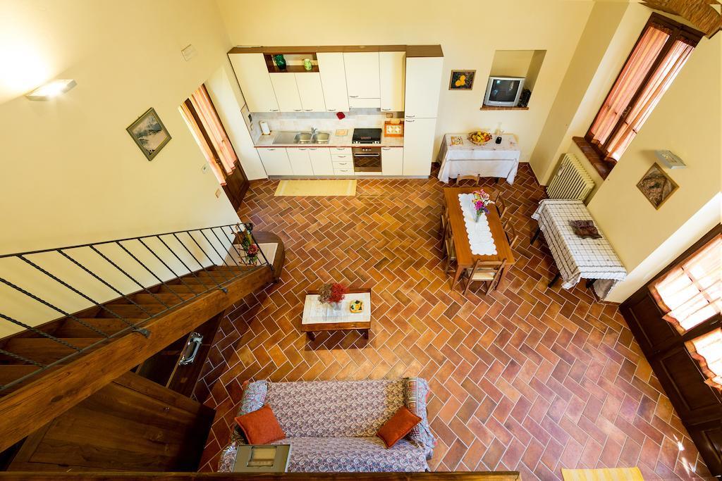 Casale Vacanze Il Granaio コルトーナ 部屋 写真