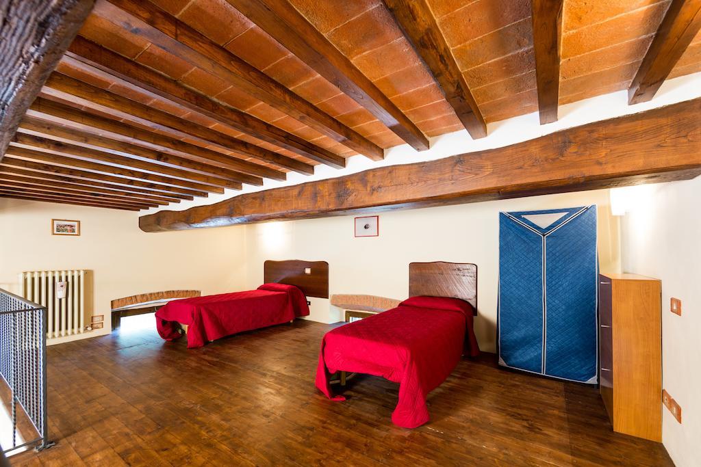 Casale Vacanze Il Granaio コルトーナ 部屋 写真