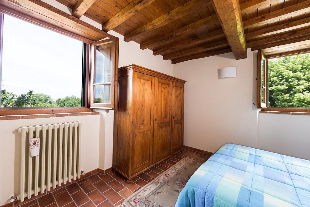 Casale Vacanze Il Granaio コルトーナ 部屋 写真